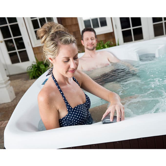 Lifesmart Curacao DLX (LS550 Plus) 5-Person 65-Jet 220-Volt Spa